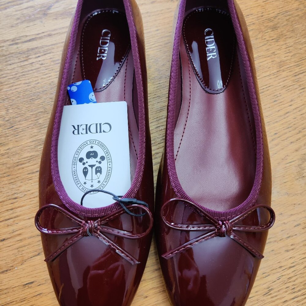 Cider Burgundy Red Flats size 39 Women's 8 8.5